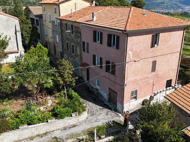Villa in vendita a Gualdo Tadino