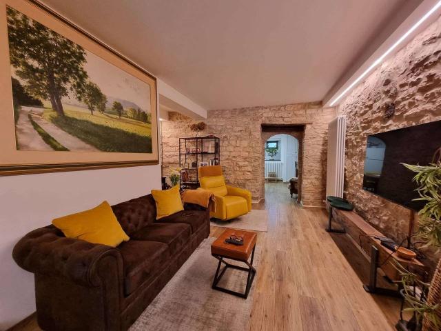 Villa in vendita a Gualdo Tadino
