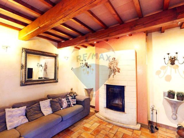 Villa in vendita a Gualdo Tadino PG