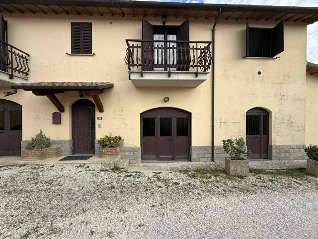 Villa in vendita a Gualdo Tadino PG