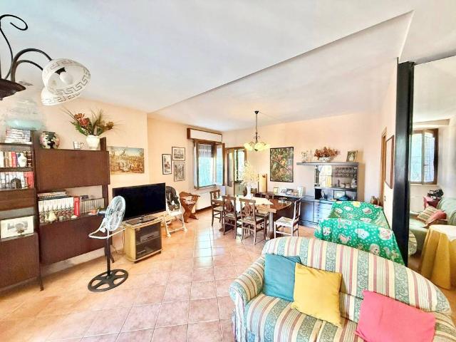 Villa in vendita a Gualdo Tadino PG