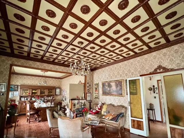 Villa in vendita a Gualdo Tadino PG