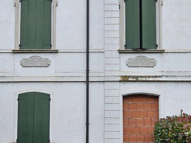Villa in vendita a Gualtieri RE