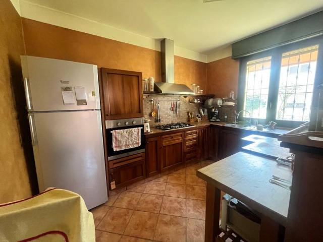 Villa in vendita a Gualtieri RE