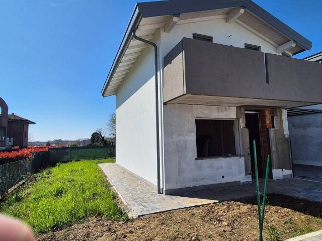 Villa in vendita a Guanzate CO