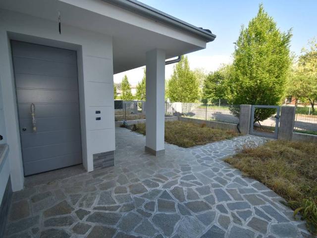 Villa in vendita a Guastalla RE