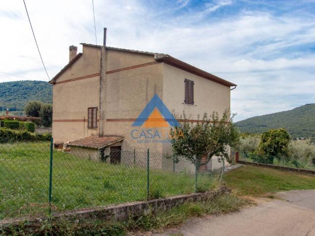 Villa in vendita a Guardea TR