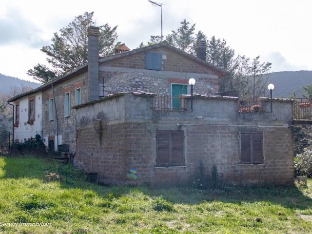 Villa in vendita a Guardea TR