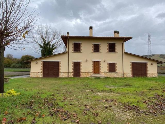 Villa in vendita a Guardea TR