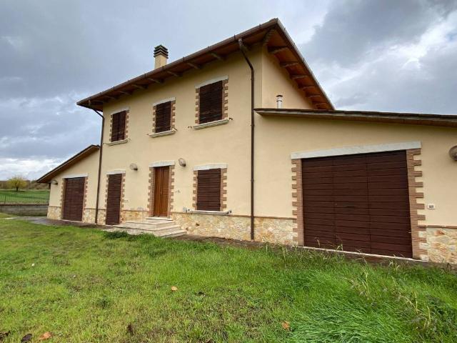 Villa in vendita a Guardea TR