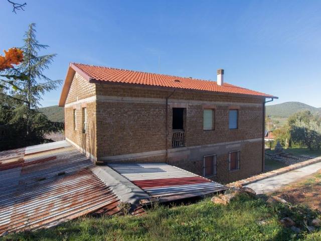 Villa in vendita a Guardea TR
