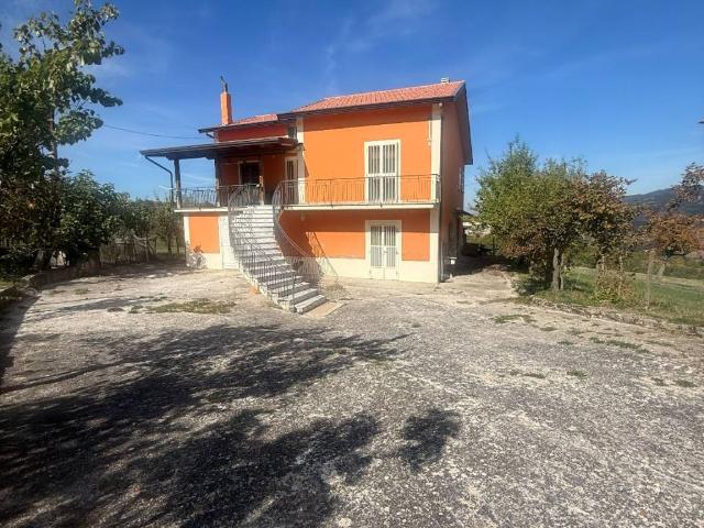 Villa in vendita a Guardia Lombardi AV
