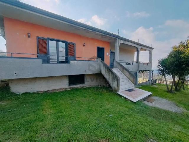 Villa in vendita a Guardia Sanframondi BN