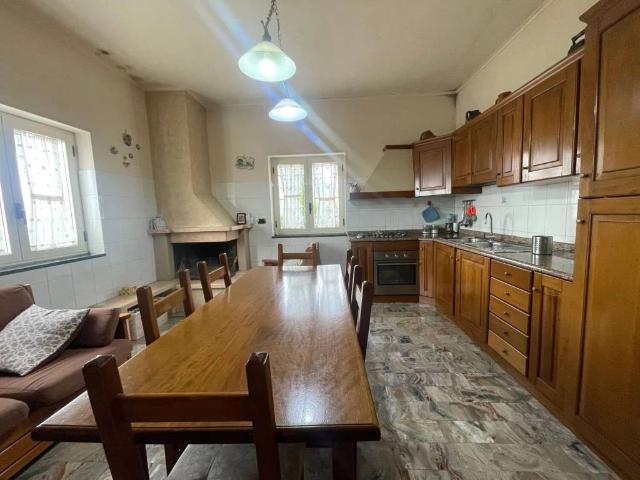 Villa in vendita a Guardia Sanframondi BN