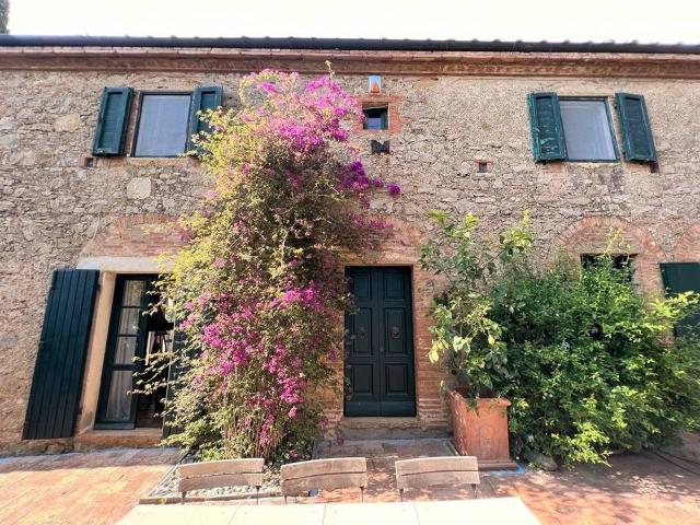 Villa in vendita a Guardistallo