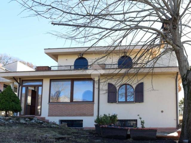 Villa in vendita a Gubbio PG
