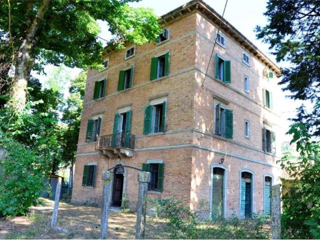 Villa in vendita a Gubbio PG