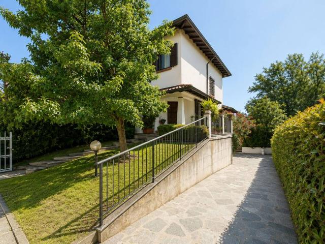 Villa in vendita a Gudo Visconti MI