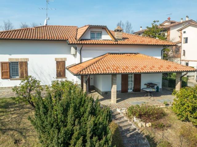 Villa in vendita a Guiglia MO