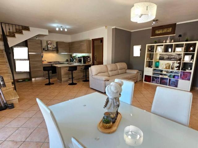 Villa in vendita a Guidonia Montecelio RM