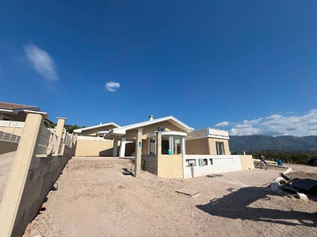 Villa in vendita a Guidonia Montecelio RM