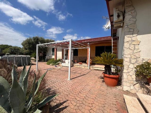 Villa in vendita a Guidonia Montecelio RM