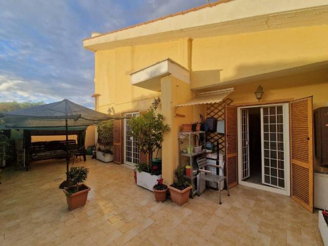 Villa in vendita a Guidonia Montecelio RM