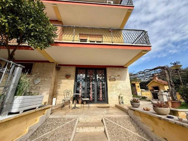 Villa in vendita a Guidonia Montecelio RM