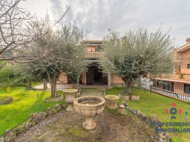 Villa in vendita a Guidonia Montecelio RM