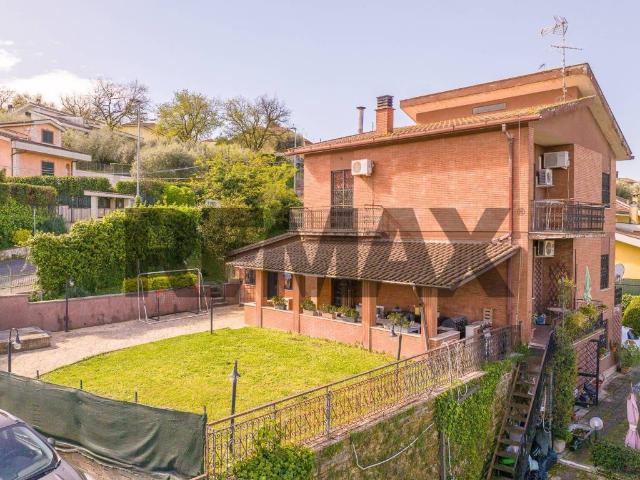 Villa in vendita a Guidonia Montecelio RM