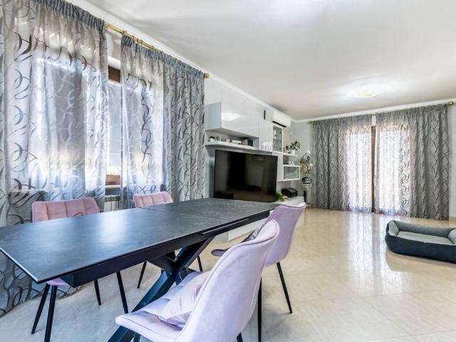 Villa in vendita a Guidonia Montecelio RM