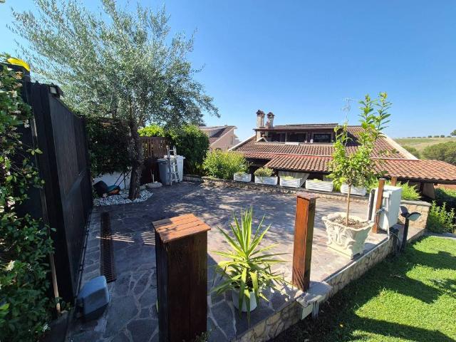 Villa in vendita a Guidonia Montecelio RM
