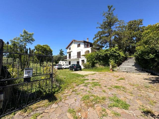Villa in vendita a Guidonia Montecelio RM