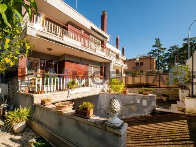 Villa in vendita a Guidonia Montecelio RM