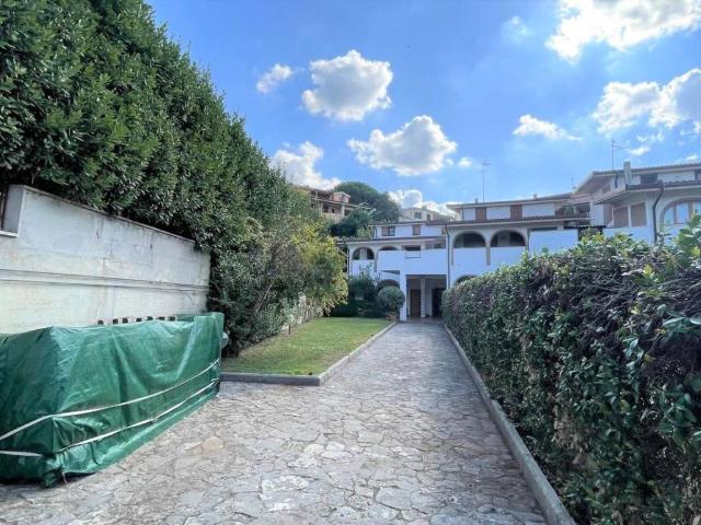 Villa in vendita a Guidonia Montecelio RM