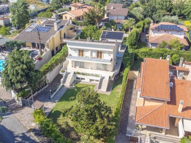 Villa in vendita a Guidonia Montecelio RM
