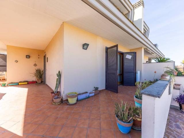 Villa in vendita a Guidonia Montecelio RM