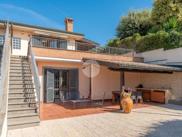 Villa in vendita a Guidonia Montecelio RM