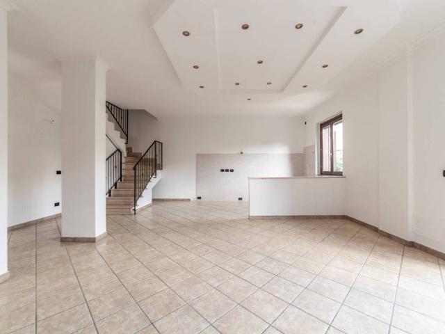 Villa in vendita a Guidonia Montecelio RM