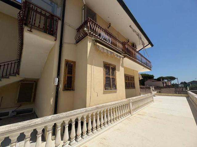 Villa in vendita a Guidonia Montecelio RM