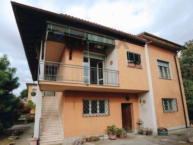 Villa in vendita a Gussago