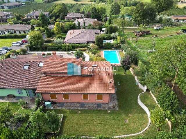 Villa in vendita a Gussago BS