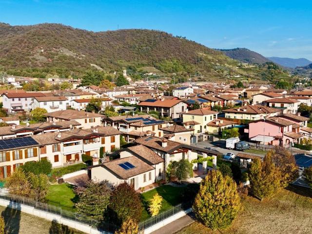 Villa in vendita a Gussago BS