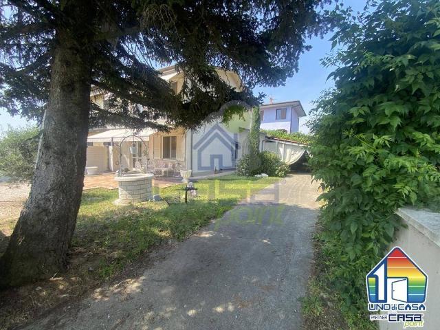 Villa in vendita a Dovera CR