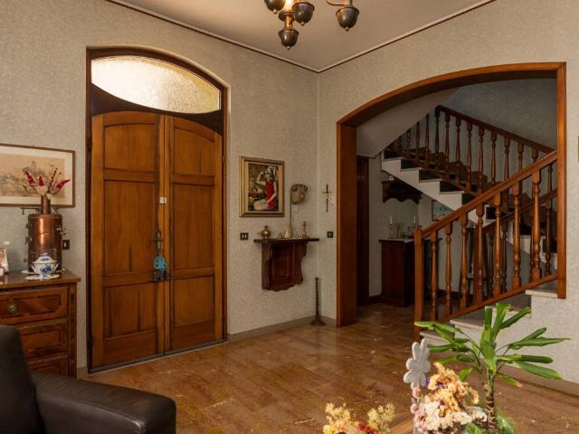 Villa in vendita a Dovera CR