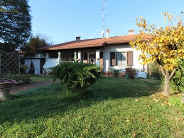 Villa in vendita a Dozza BO