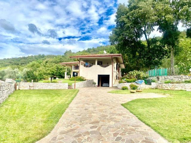 Villa in vendita a Doberdò del Lago GO