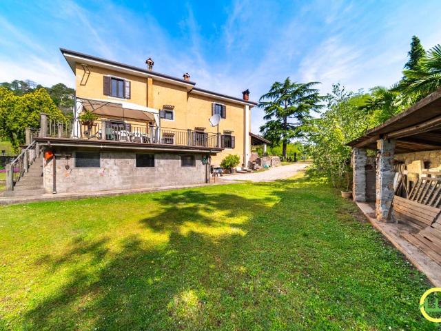 Villa in vendita a Doberdò del Lago GO