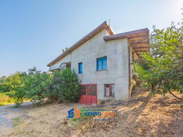 Villa in vendita a Dogliani CN