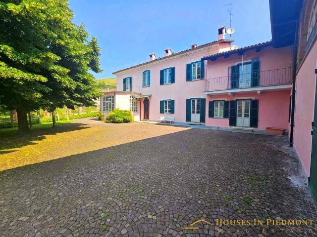Villa in vendita a Dogliani CN